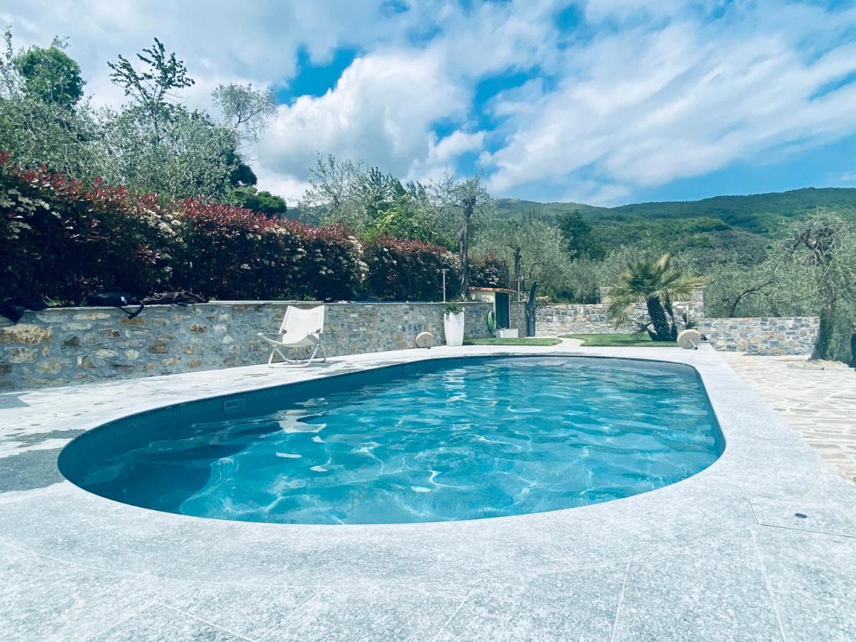 Casa Vacanze Gli Ulivi Borgomaro Экстерьер фото